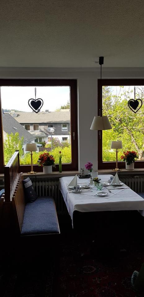 Pension Hubertus Winterberg Exteriör bild